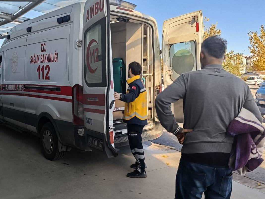 Konya'da 4 katlı apartmanda korkunç olay! Alzaymır hastası zemine düştü 1